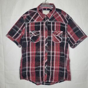 BKE Vintage Men's Red Black Plaid Short Sleeve Button Up Shirt ~ Buckle